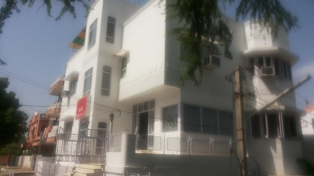 Hotel White Palace Udaipur Exteriör bild